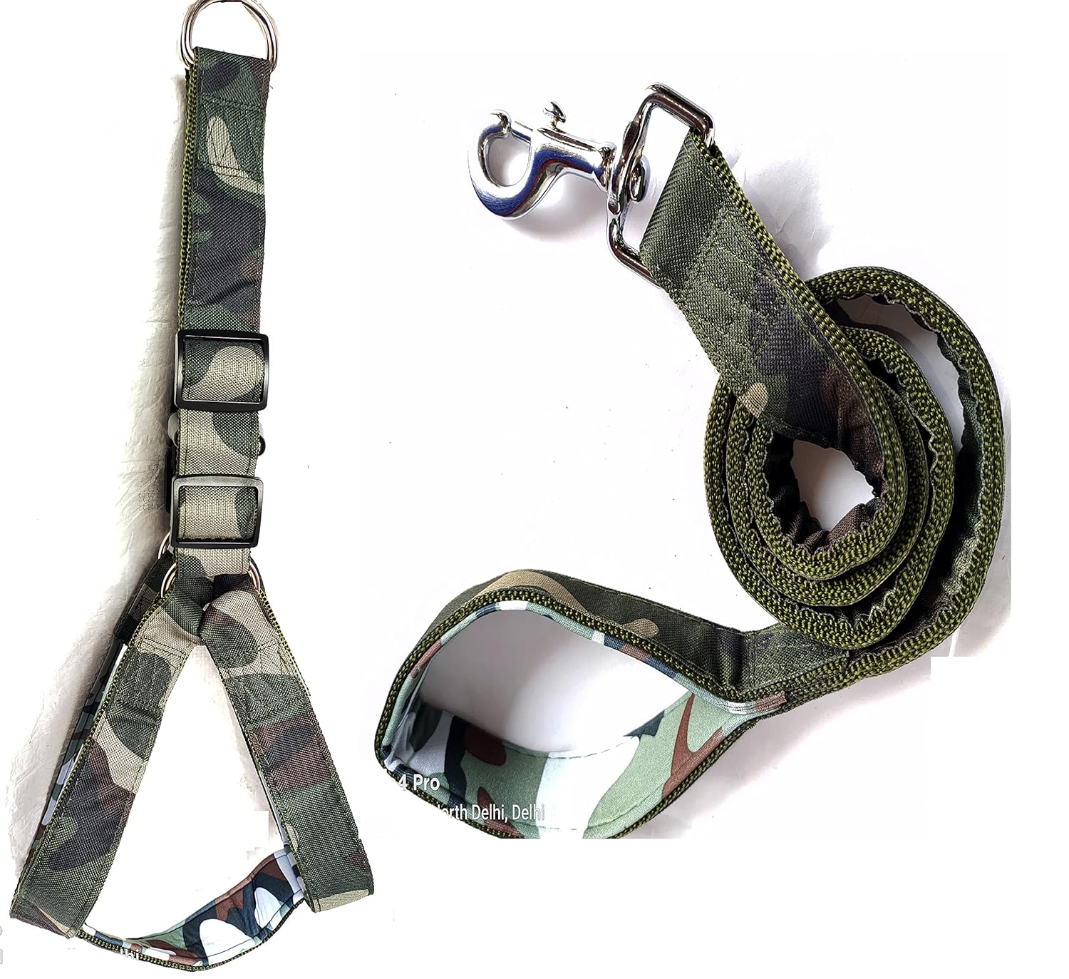 RvPaws 1.25 Inch Width Dog Army Print Adjustable Harness and Leash for Maxi and Large Breed Dog Body Harness Military Design Heavy Hook (X- Large) RvPaws 1.25 Inch Width Dog Army Print Adjustable Harness and Leash for Maxi and Large Breed Dog Body Harness Military Design Heavy Hook (X- Large)