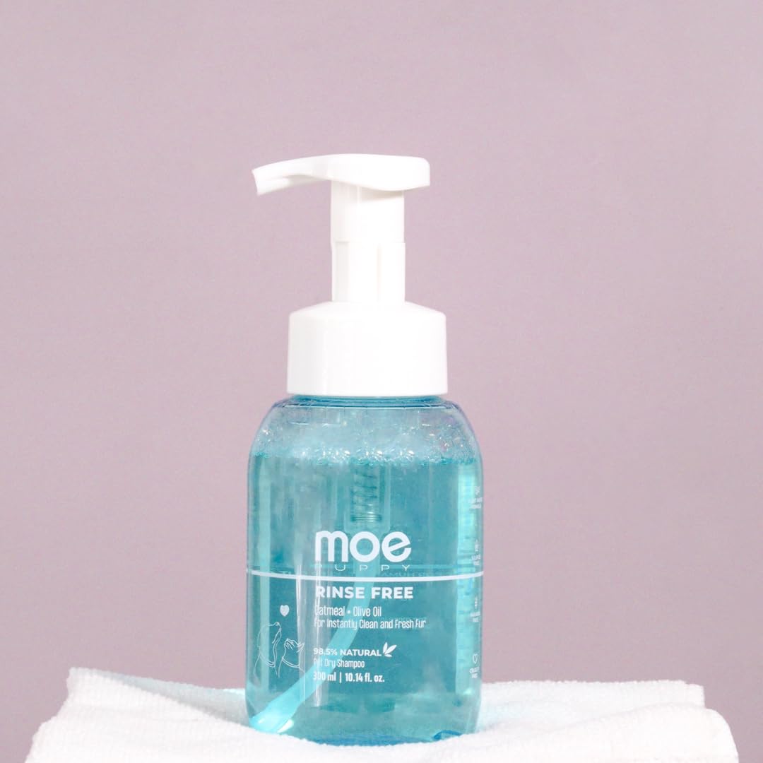 Moe Puppy Waterless Dry Shampoo for Dogs & Cats | Cleansing & Conditioning, Detangling & Moisturizing | Quick Odor Removal | Safe for Puppies & Kittens (300 ml)